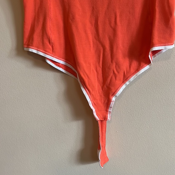 Kit and Ace merino blend coral crew neck body suit with adjustable snap crotch - Picture 3 of 8